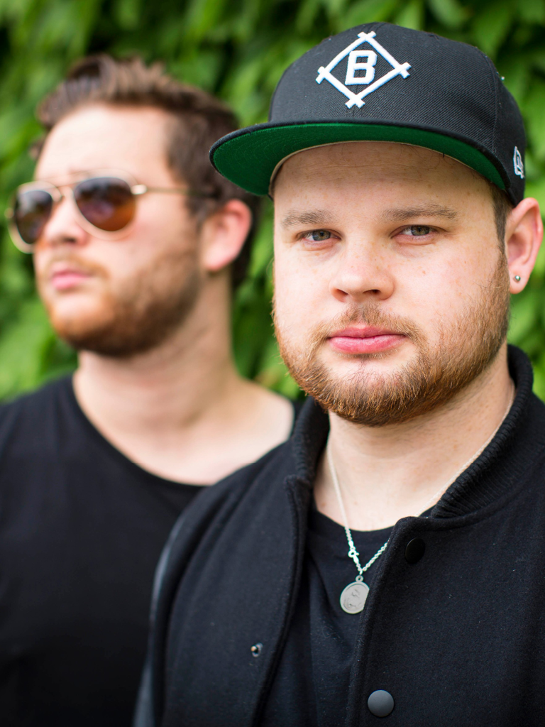 The British rock duo Royal Blood consists of singer and bassist Mike Kerr (back) and drummer Ben Thatcher (front). Here the garage rock duo is portrayed backstage at the Norwegian music festival Øyafestivalen 2014. Norway, 09/08 2014., Image: 241050112, License: Rights-managed, Restrictions: , Model Release: no, Credit line: Profimedia, Corbis
