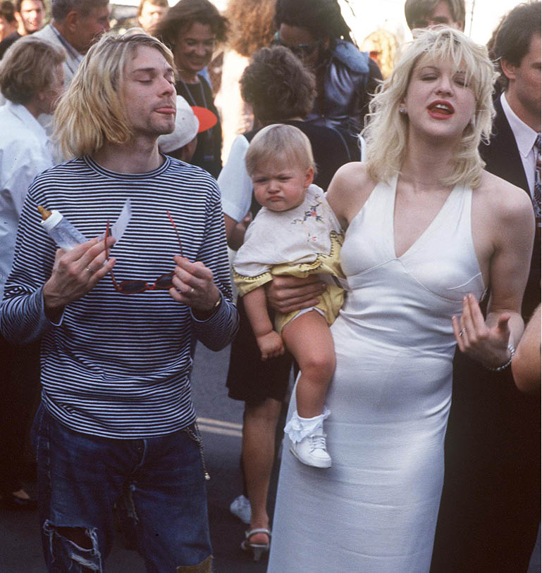 L6339LR: MTV MUSIC AWARDS CURT COBAIN AND COURTNEY LOVE, Image: 99482018, License: Rights-managed, Restrictions: , Model Release: no, Credit line: Profimedia, Globe